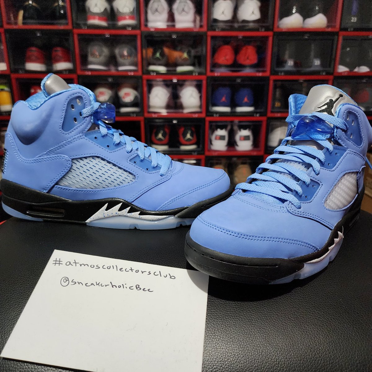 sneakerholicbee's tweet photo. @atmos_usa 11.5M #atmosweb #atmoscollectorsclub    

Diagonally, top left corner to bottom right corner. 
1. Any Jordan 4 (Bred 4s)
2. Favorite Jordan (Wing 5s)
3. MOST Recent Pick up ( UNC 5s)
4. All my extra laces https://t.co/fKwshtHhiX