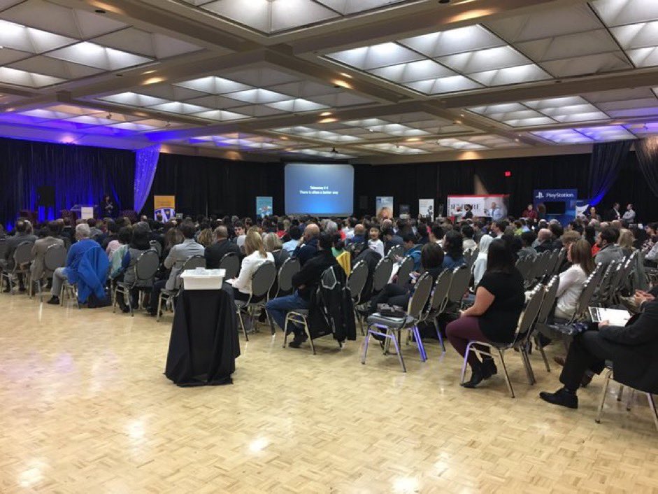 YvonnePilon's tweet image. Over the past 6 years, we&apos;ve seen thousands of entrepreneurs, tech and business leaders, talent, and community members come together to celebrate and connect via #TechWeekYQG! 

But let&apos;s not forget the real magic of this event - the &quot;people&quot; collisions. It&apos;s where ideas are…