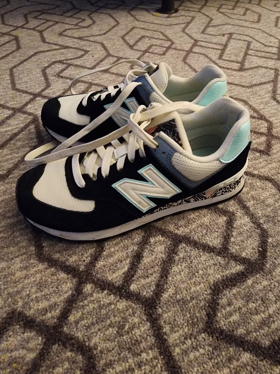 Lisa Michelle tweet media