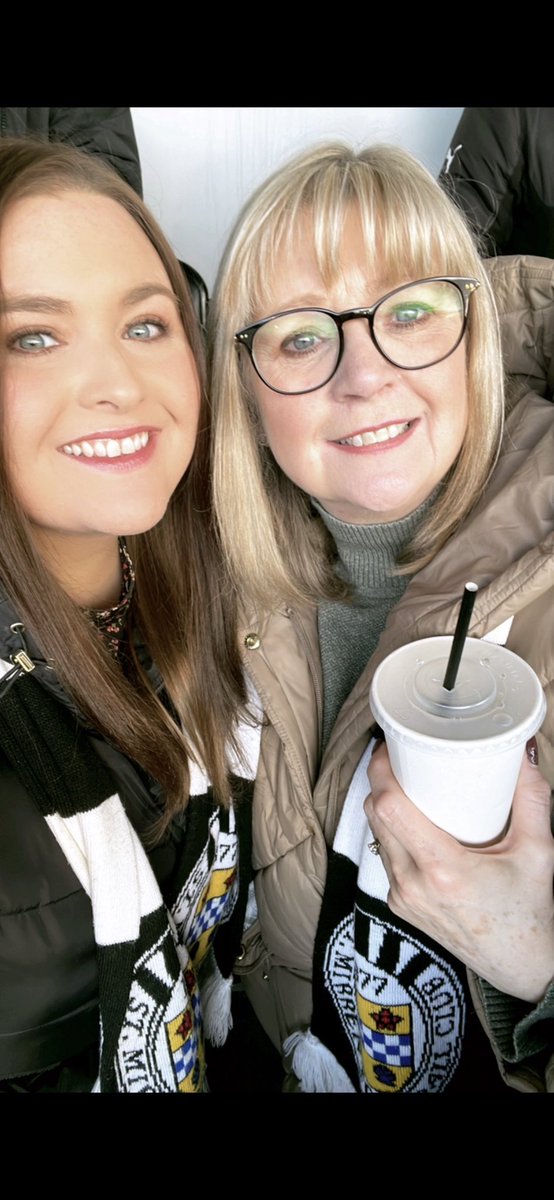 vhairi_fraser's tweet photo. Happy Mother’s Day to my fave wee lady ❤️ Best wee buddie…loves the mirren & is the friendliest wee face you’ll meet! 🥰 #TinyT #happymothersday @TrishFraser10 https://t.co/LK083pCz8u
