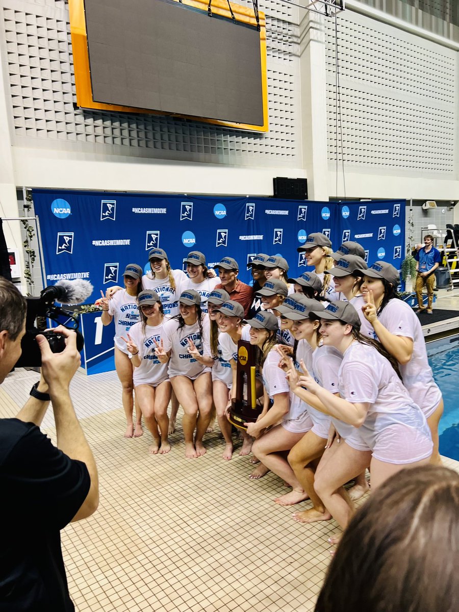 ProfJimRyan's tweet photo. A national championship three-peat for our enormously talented UVA women’s swimming &amp; diving team! Loved being there with @ADWilliamsUVA to cheer on Coach DeSorbo and our remarkable student-athletes – &amp; yes, even join the champs for a celebratory jump in the pool! @UVASwimDive https://t.co/3VnzOpP5W3