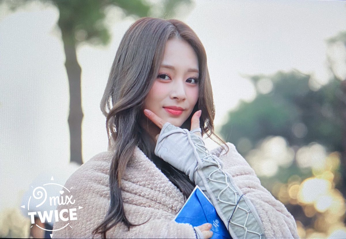 9mixTWICE's tweet photo. 230319 프리뷰

왜 이렇게 귀엽지🥰

#트와이스   #TWICE   #쯔위 #TZUYU https://t.co/x88i9OrQrK