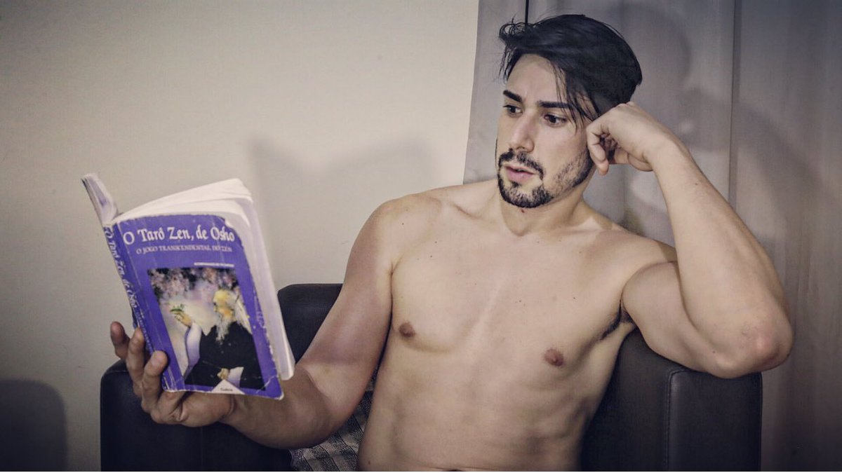 omagojack's tweet image. Ninguém pode tirar seu conhecimento, conheça a si mesmo e conhecera aos Deuses e todo o universo! #conhecimento #universo #deuses