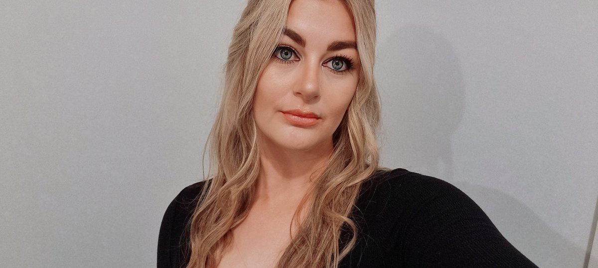 __xobrooke's tweet photo. 2023 hitting different 😘 https://t.co/GIKBWq7BUG