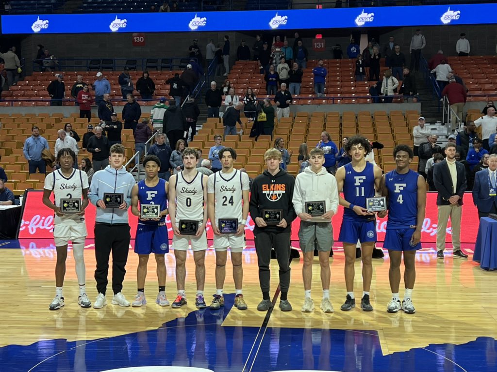 wvprepbb's tweet photo. Class AAA All Tournament Team 

Eli Robertson, Herbert Hoover
Andre Grant, Fairmont Senior
Cory Harper, Elkins
Cam Manns, Shady Spring
Malachi Watson, Elkins
Reece Carden, Scott
Braden Chapman, Shady 
Desean Goode, Fairmont 
Ammar Maxwell, Shady 
Zycheus Dobbs, Fairmont
#wvprepbb https://t.co/a9IqqYRwg7