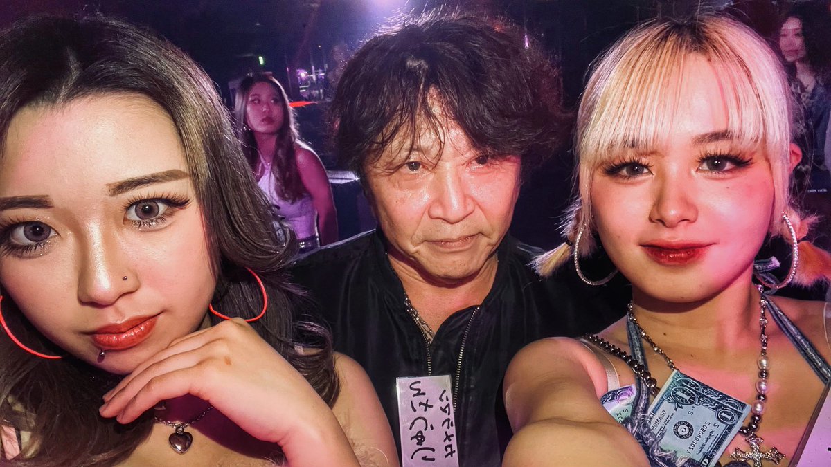 ryu_since2012's tweet photo. 先日のGlamor Style
超満員で最後のショーケースが出来なくなる?と
思ったくらい^_^
素晴らしいイベントです。
皆様お疲れ様でした!
#glamorstyle
#glamordancers
#girafferesort https://t.co/Uv9rf8OBwr