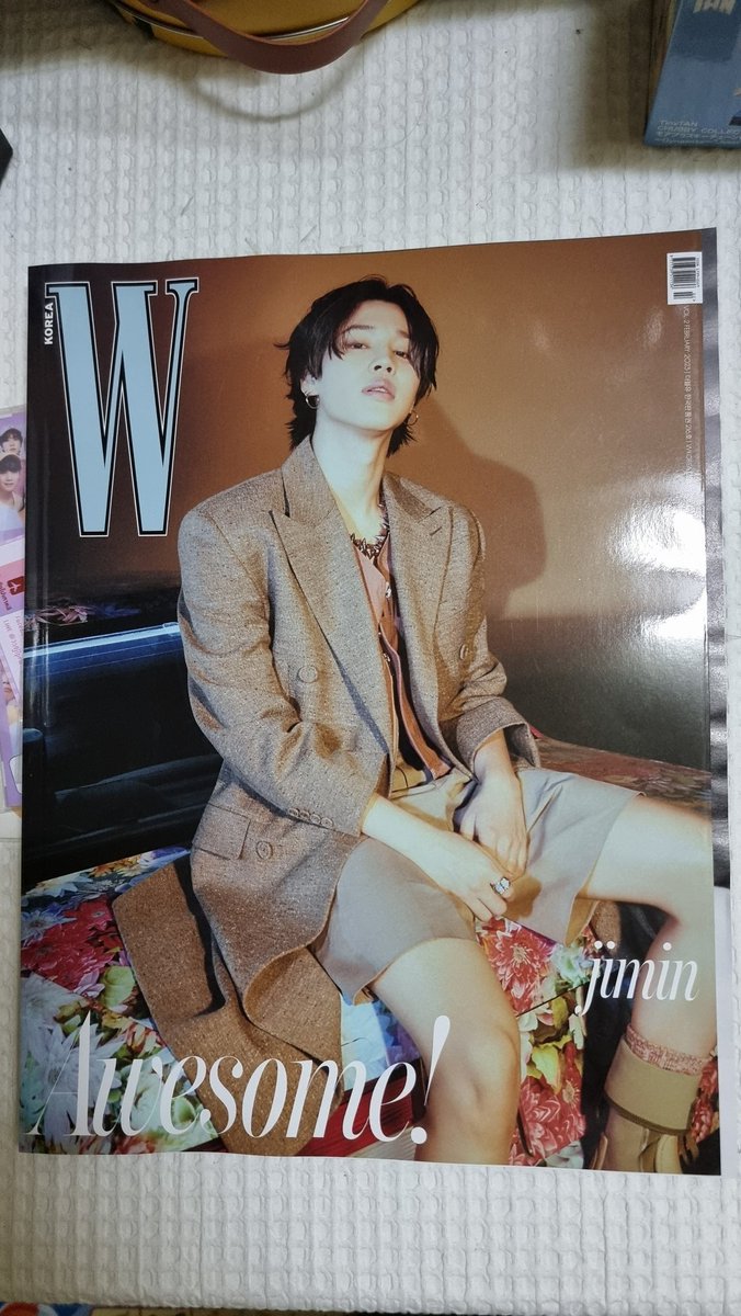 Aeywan2's tweet photo. ส่งต่อนิตยสาร wkorea ปกจีมิน เอามาเปิดดูข้างในแค่รอบเดียว ไม่มีตำหนิ
เล่มละ300ค่าส่ง50บาท
พร้อมโอนลดค่าส่งเหลือ35บาท
รับ2เล่ม600รวมส่ง
#ตลาดนัดบังทัน #ปล่อยของสะสมบังทัน #ตลาดนัดรถไฟบังทัน #จีมิน #อัลบั้มบังทัน https://t.co/2Kxg1WGtUl