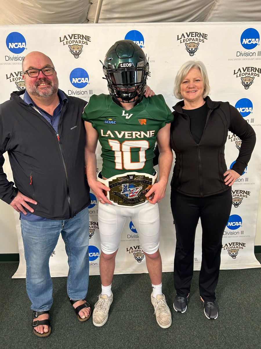 VandenbergArie's tweet photo. Thanks to @ULV_Football for having me and my family down for an official visit this Friday. I had a great time seeing what University of La Verne is all about! @UlvTom @CoachKrich @CoachRMedeiros https://t.co/5qykMkHboD