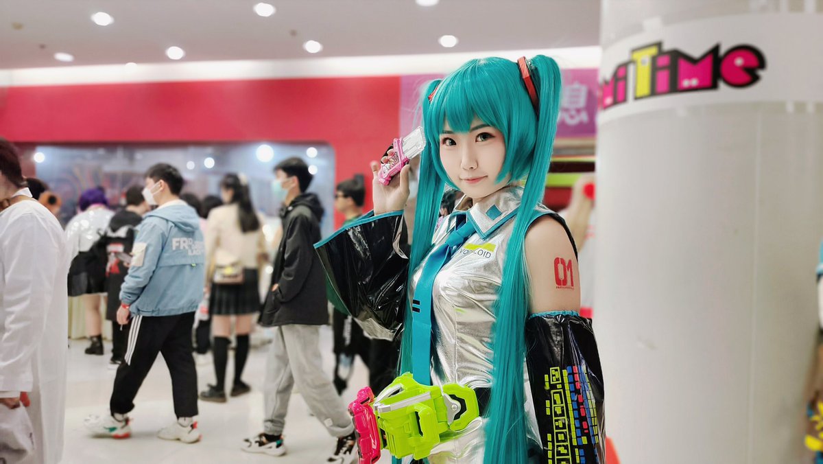 ttem_H's tweet photo. miku……仮面ミク https://t.co/9ZfN0aTt4F