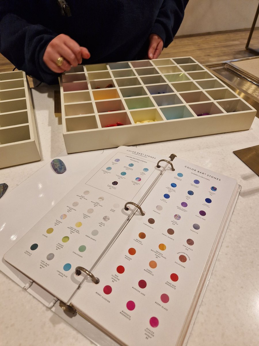 nincoroby's tweet photo. Get personalized jewelry @KendraScott with the customize color bar and obviously there is a coffee in the store ... 😉 #Retail #store #SXSW23ECH
@C_Chenevoy @lfaguer @MikeHadjadj @FrankRosenthal @Guillaume_Rio https://t.co/59qshiSeUx