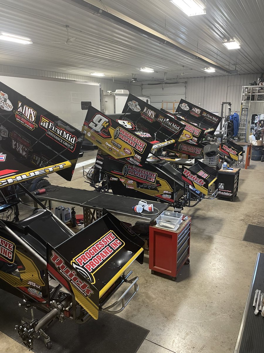schuettracing's tweet photo. Our new look by KBC Graphix for the 2023 season!

Progressive Propane Inc
Quick Racing Products
Kim's Autobody, Inc
First Mid Insurance Group
@AllstarPerf 
@BulldogRears 
@EnglerMachine 
@RodEndSupply 
@BRStuned 
Hooker Harness
Chemstream Race Fuels
@stvthomas1 
JSTS LLC https://t.co/jv02Eesz1B