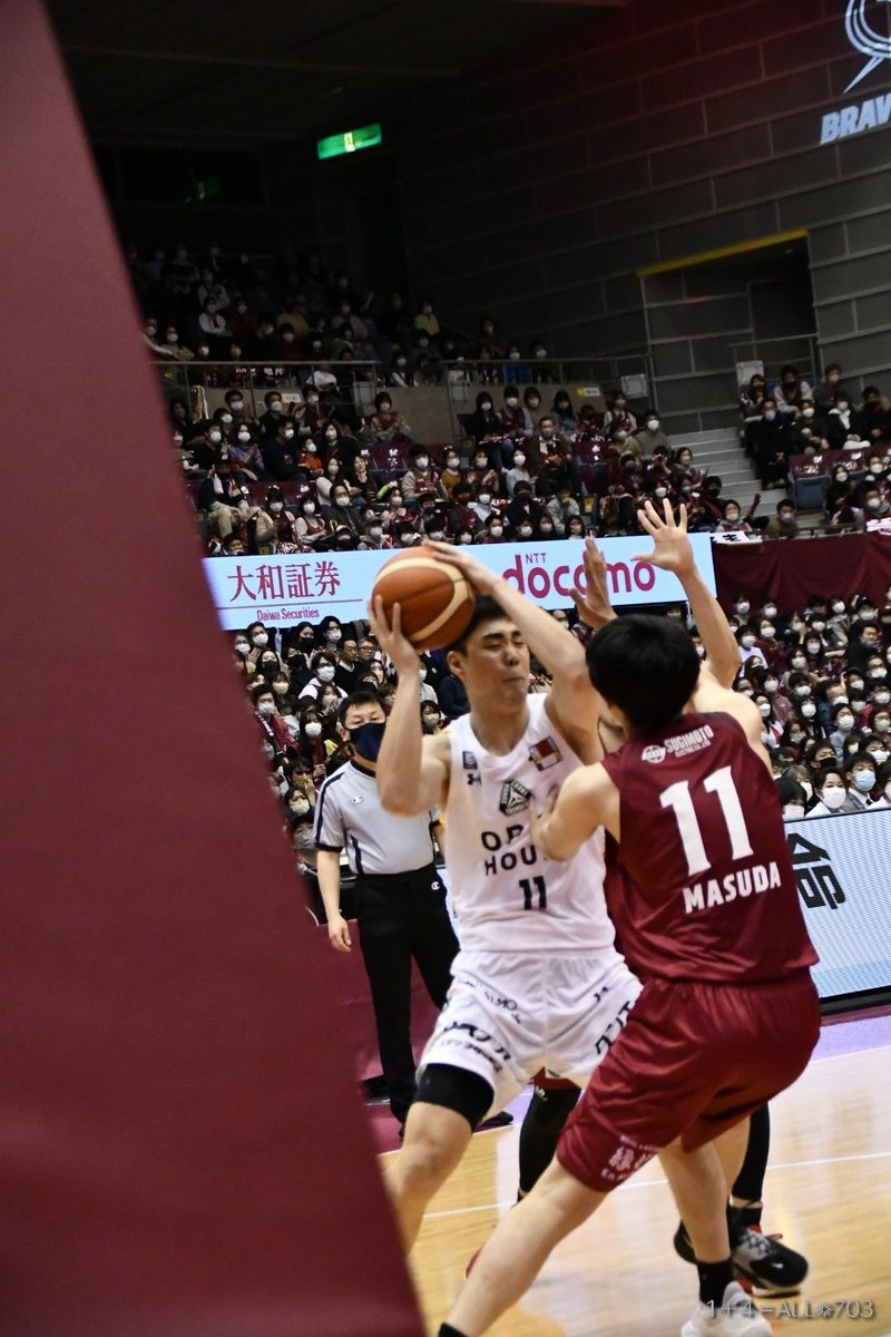 7One_for_All_3's tweet photo. しのしゃまが建吾を追い込んで、まっすーは建吾の道を塞ぐドンピシャタイミングのディフェンスで、めっちゃ良かったのよぉ!(胸熱🔥🔥🔥
#篠山竜青 #増田啓介 #野本建吾
#11対決 #GoodD
#胸熱ディフェンス https://t.co/DNFDD73gxo