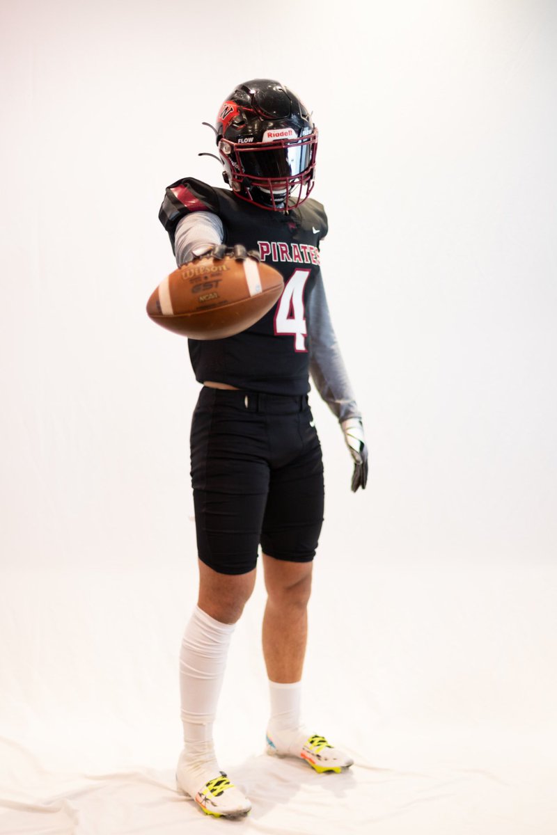 Riis Weber tweet media