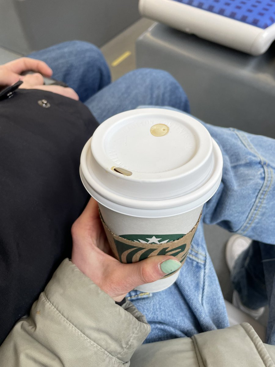 figpilled's tweet image. train food