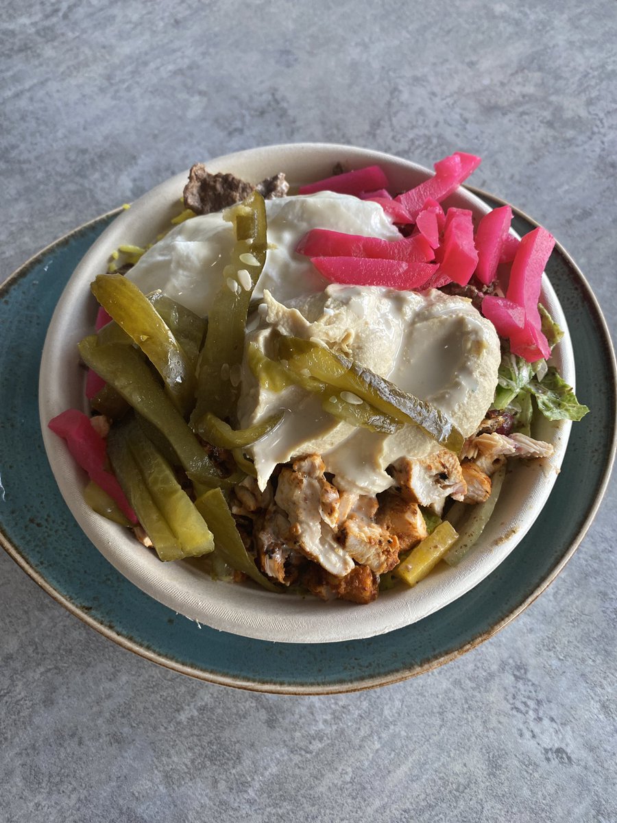 tailgatetakeout's tweet photo. The new shawarma bowls at @souqYQG are AMAZING! A must try. #YQG #middleeasternfood #windsor #foodie https://t.co/0OIG3TaFaP