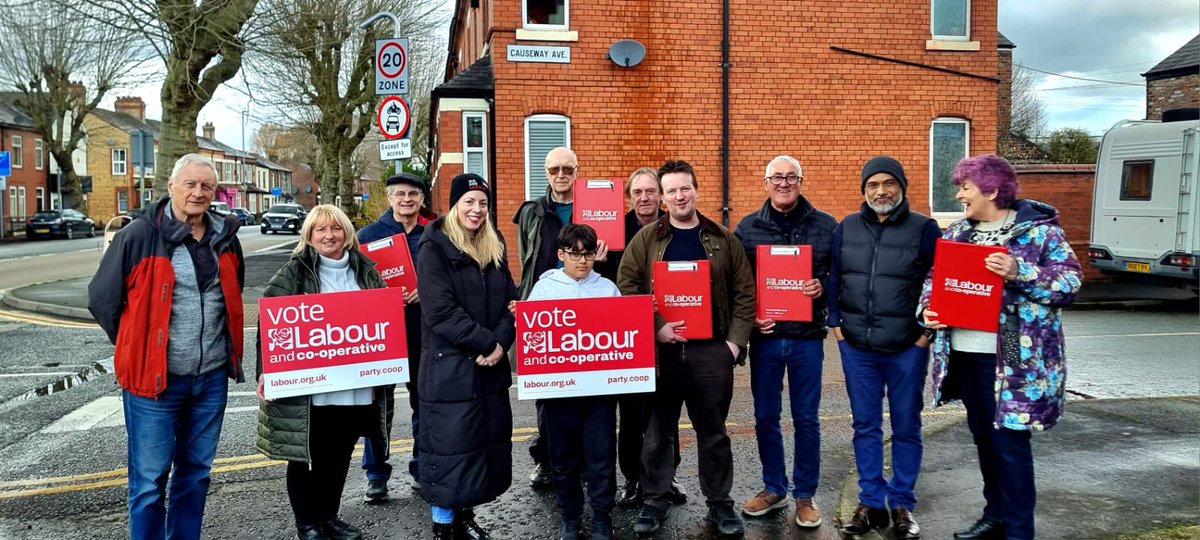 What a team! 🌹😊

Really enjoyed speaking to residents across Latchford West this PM with Labour’s candidate in the local by-election, Denis Matthews 🌹

A very positive response on the doorstep. Thanks to everyone who shared their views with us! And for the warm reception ☺️