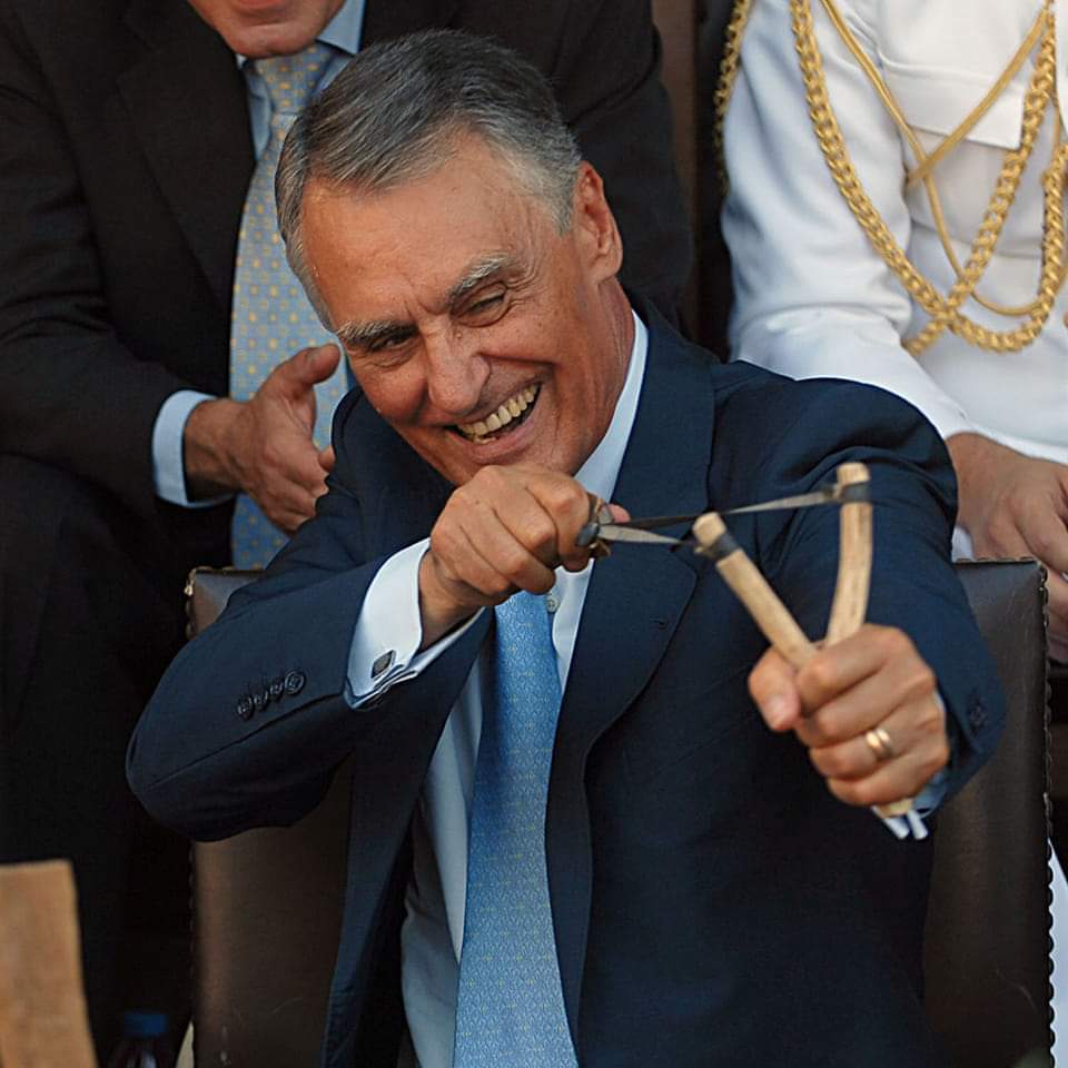 HerminioCerq's tweet photo. Já ninguém atura o pior político em Portugal, desde que existe democracia...

Sempre com o cheiro a mofo do Estado Novo. https://t.co/c0r5ZwMdaz