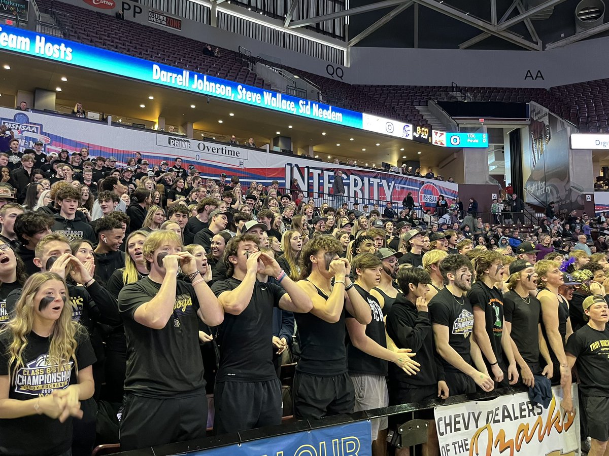 J_SMITH_ENT's tweet photo. We would like to invite our Troy community out to join us at TBHS to welcome our @TBHS_Boys_Hoops team home at 6PM. 

RT https://t.co/iWgtJxh6kk