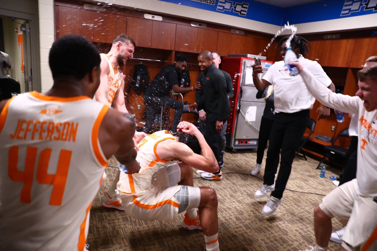 Tennessee Basketball tweet media