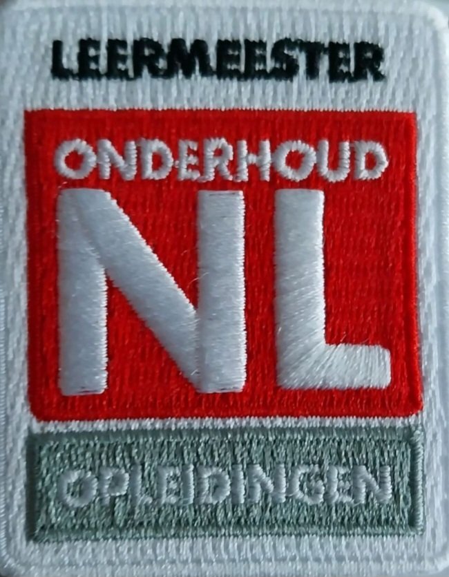 CliffKroon's tweet photo. Vandaag overleg OnderhoudNL (Mark Hulsen), SBB (Arie Derks), Schildersvakopleiding (Michiel van Bree) en ikzelf (TWEEBERG Scholing &amp; Schilderwerken), tbv. de praktijkschool doelgroep.

We doen het samen!

#Schildersvakopleiding #OnderhoudNL #SBB #TWEEBERG https://t.co/PCsfr4dg7S