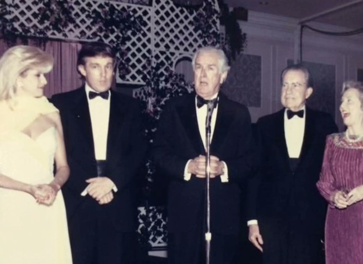 Peter Baker (@peterbakernyt) on Twitter photo 2023-03-18 21:20:25 @peterbakernyt And to close this sordid circle, here are Trump, Nixon and Connally all enjoying a fundraiser in Houston, 1989. Trump had flown Nixon there on his plane. @peterbakernyt And to close this sordid circle, here are Trump, Nixon and Connally all enjoying a fundraiser in Houston, 1989. Trump had flown Nixon there on his plane.