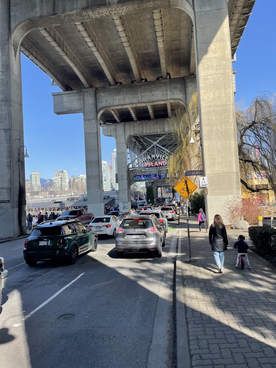 deaf curry tweet media