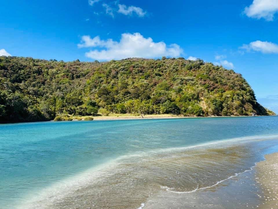 #waiwerabeach #NewZealand #blueisthecolour #crystalclear #OceansCalling #NatureBeauty #SundayMorning #blessed 👌😎🇳🇿❤️