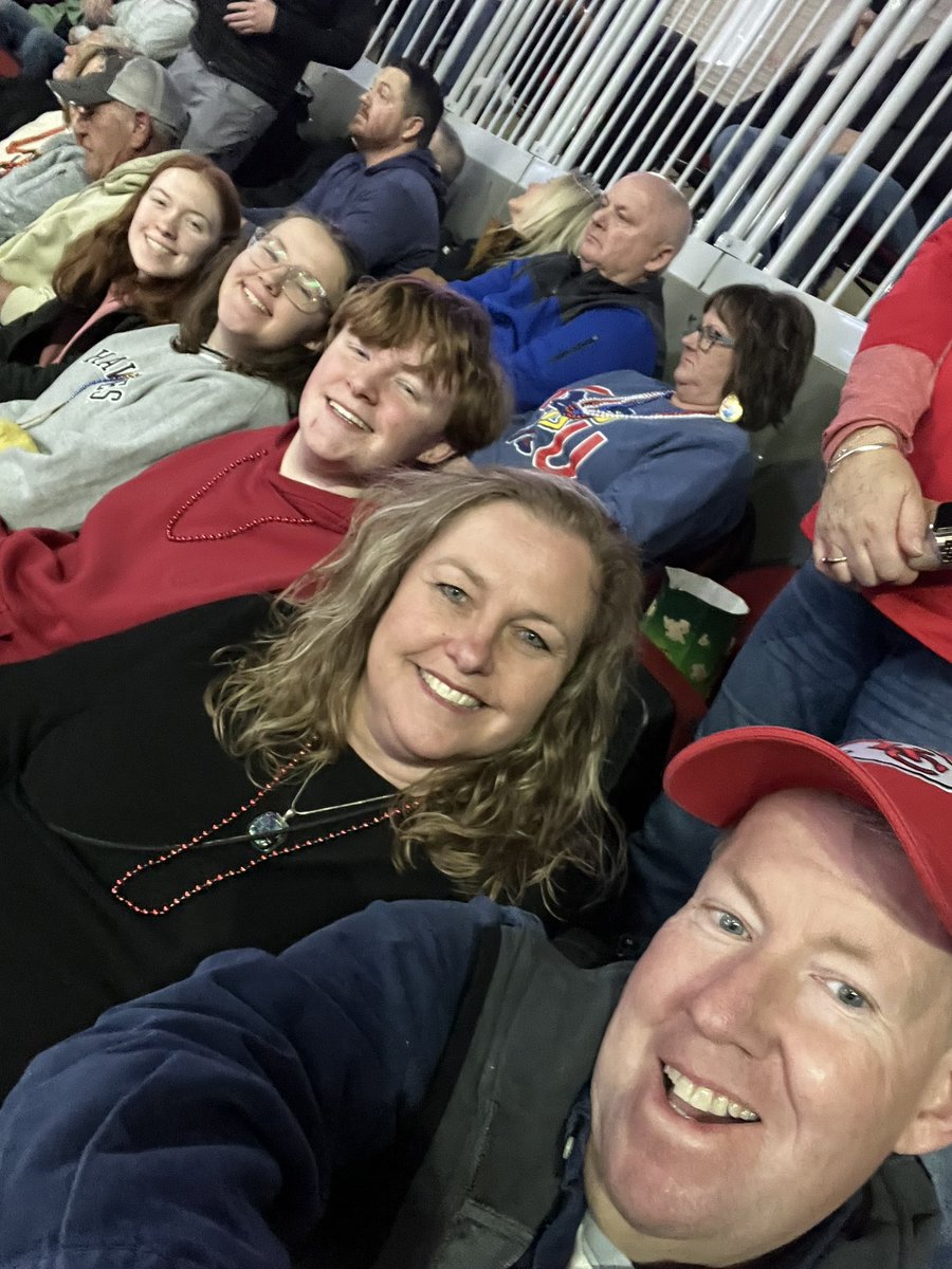 vogthawks's tweet photo. #mmselfie https://t.co/AbbIZHGboD