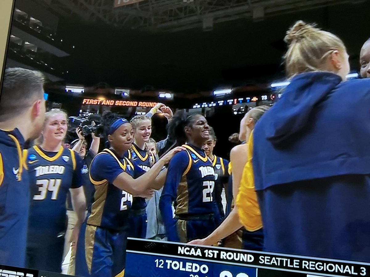 FHC GBB (@fhcgirlsbball) on Twitter photo Huge S/O to <a href="/YaniCurry_/">Yaniah Curry</a> and her <a href="/ToledoWBB/">Toledo Women's Basketball</a> SQUAD! Huge win against #5 seed Iowa State to advance to the round of 32! ๐๐๐ Huge S/O to <a href="/YaniCurry_/">Yaniah Curry</a> and her <a href="/ToledoWBB/">Toledo Women's Basketball</a> SQUAD! Huge win against #5 seed Iowa State to advance to the round of 32! ๐๐๐