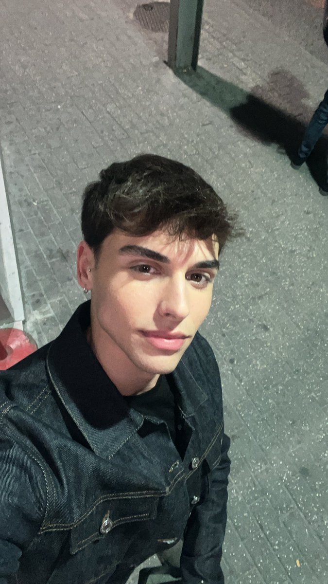 Blur on Twitter "RT miquelmelero_ Modeling in Lisbon for the first