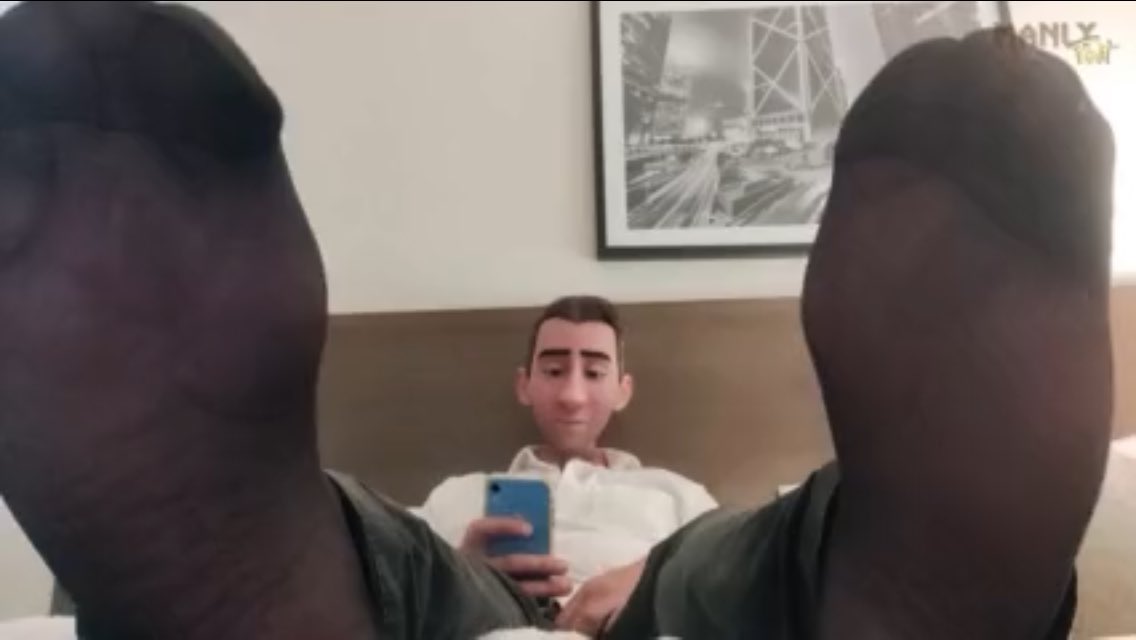 1 pic. Black sheer socks get worshipped while big gay daddy tries to do work on his phone.

https://t