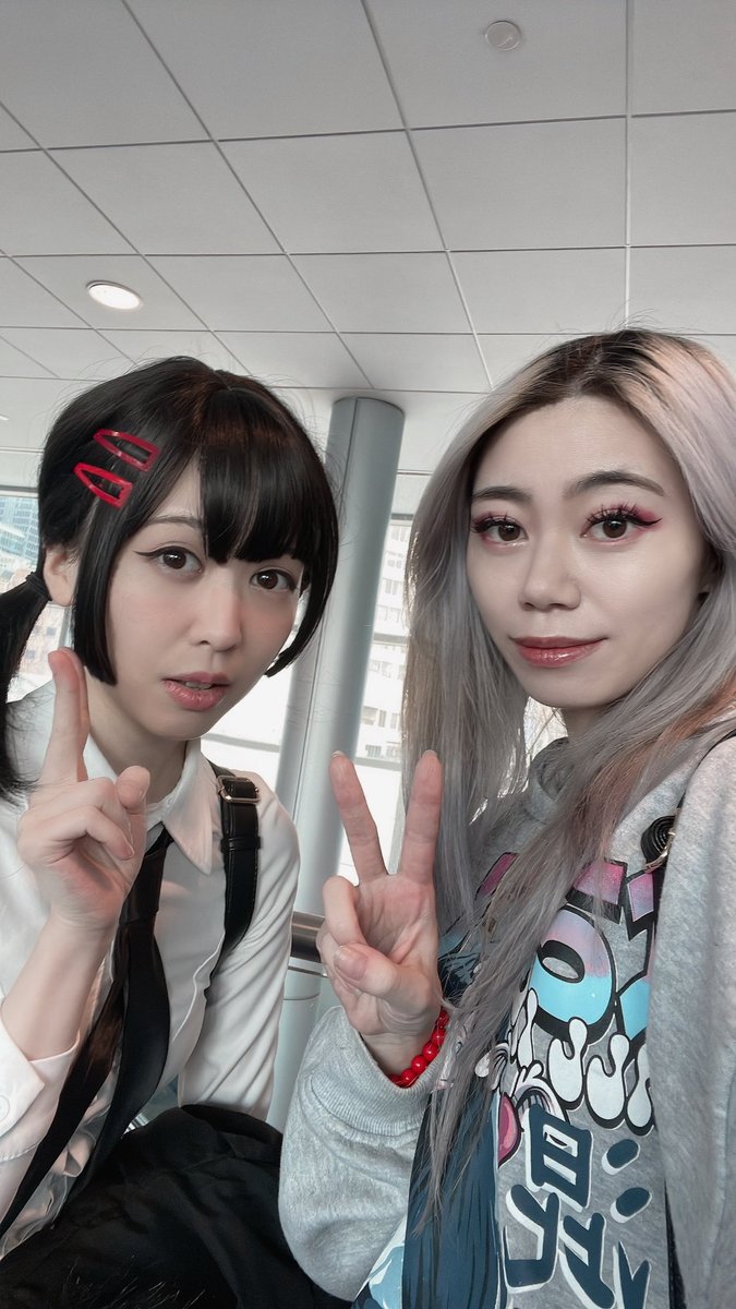 Seri ♡ on Twitter: "@cluelo @coco_chm @bellaxbunbun @2dbella"