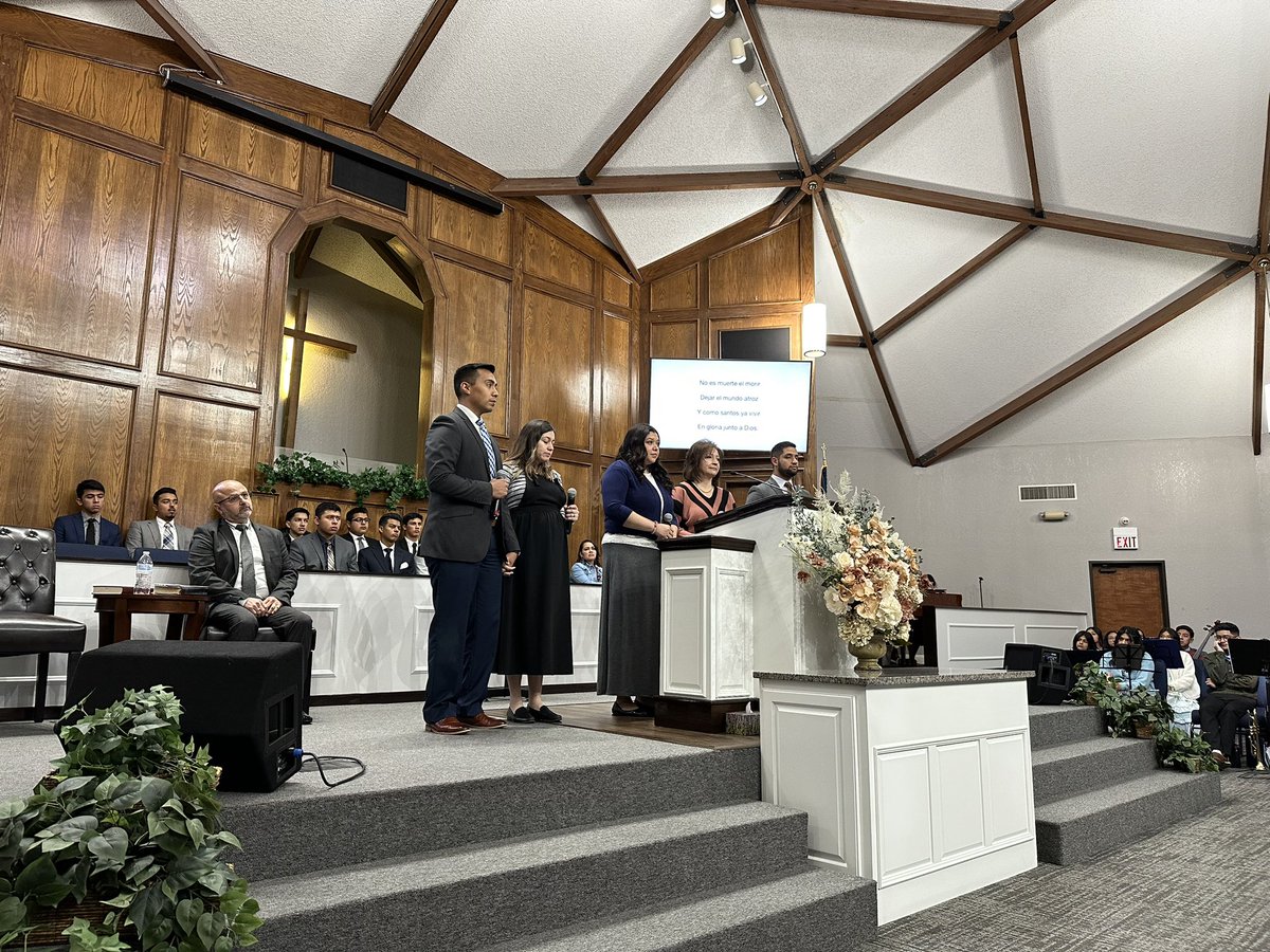 drjefffugate's tweet photo. Heading home on a Saturday evening from Lewisville Texas and a tremendous Family Conference. The Iglesia Bautista Fundamental is a tremendous church with a wonderful pastor. 
I enjoyed preaching w @CommonwealthB graduate
@david_j_ortiz https://t.co/ccNch2NI0c
