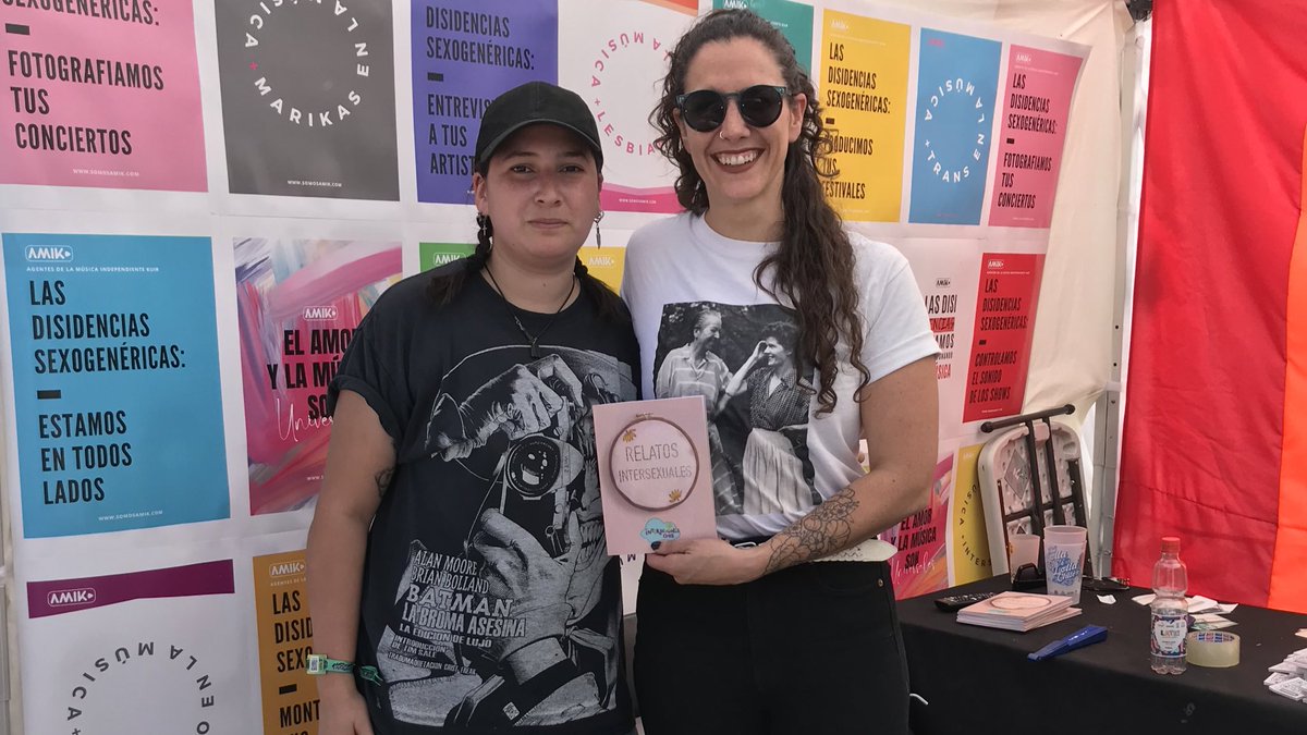 💜Llegamos hasta la sección #LollaLove de <a href="/lollapaloozacl/">LollaCL</a> para encontrarnos con las organizaciones LGBTIQ+ como parte de la agenda de la Subsecretaría de Salud Pública. También acompañamos el testeo rápido de VIH de <a href="/MUMS_Chile/">MUMS 🇨🇱</a> 👌🏻