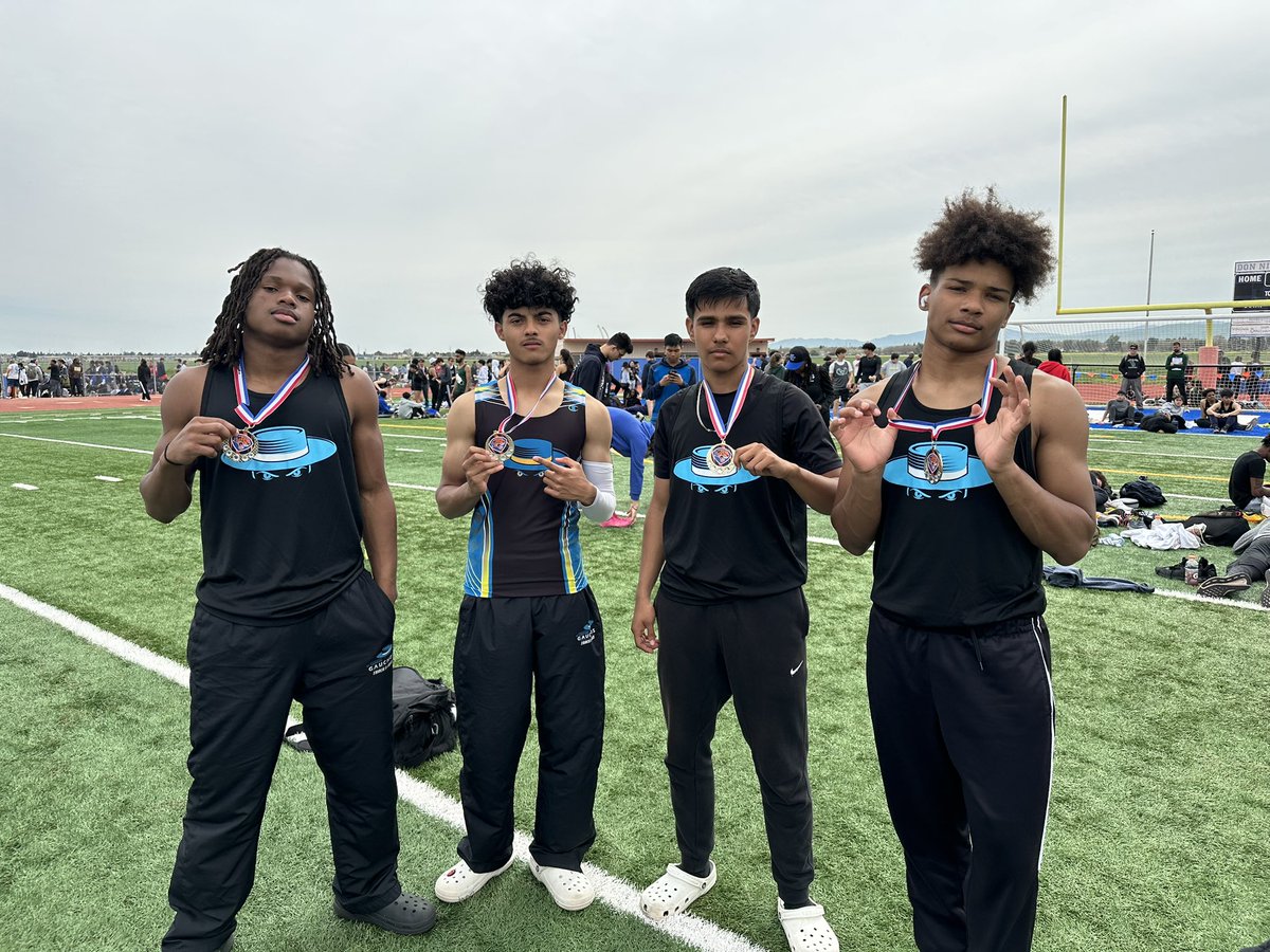 El Capitan Varsity Boys take 3rd place in the Sprint Medley Relay consisting of the 100m, 100m, 200m and 400m @ Jaguar Invitational. <a href="/ElCapAthletics/">ECHS Athletics</a> <a href="/ecgauchos/">El Capitan HS 🤠</a> <a href="/ucpgjones/">Coach Jones</a>
