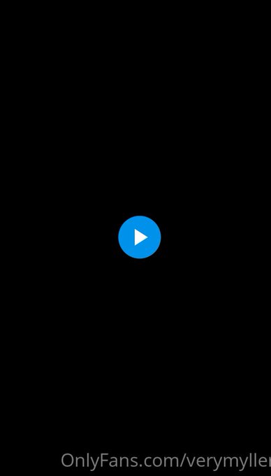 2 nuovi video x voi ragazzi 🔥💦🔞 Vieni a segarti per me 🫦🔥💦🔞 https://t.co/2WNzrm7Uwc https://t.co/9mN