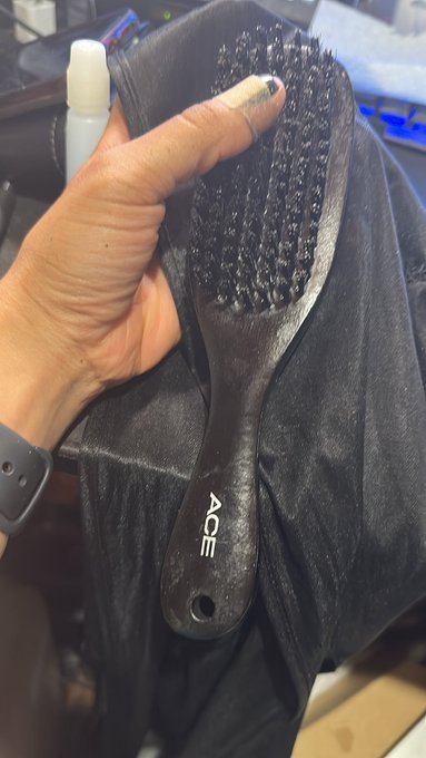 😂😂😭 I know they trash but Im in the country they aint got shit out here https://t.co/KppfKlnUFM<a href="/tag/makegooddecisions"class="tags"><span>#makegooddecisions</span></a>