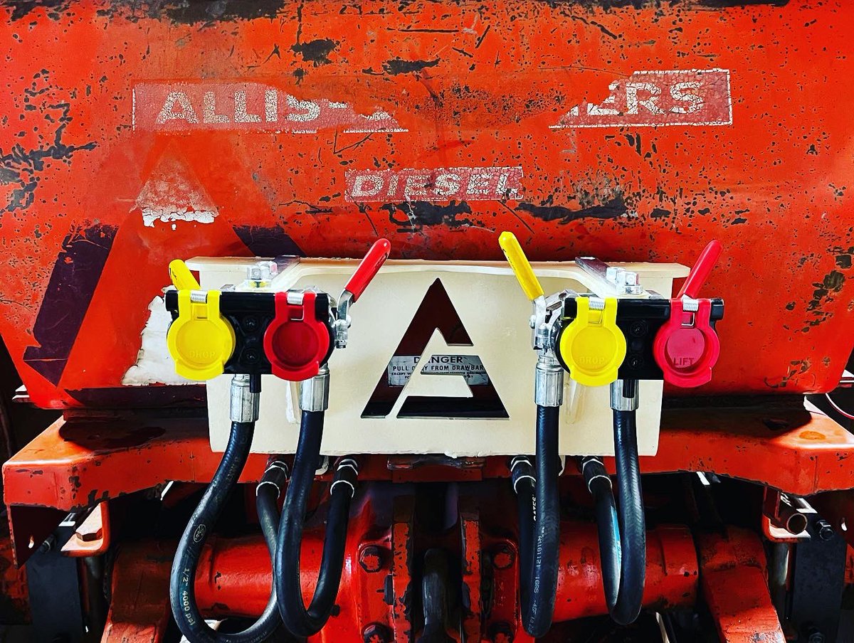 mbuchli's tweet image. Finally finished making the mount to clean up the remotes and get them up a bit.  Came out pretty decent for the first one made.   #solidworks #delmia #3dexperience #manufacturing