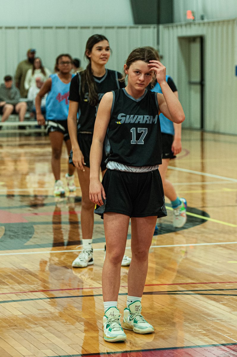 Teams are still 𝗰𝗼𝗺𝗽𝗲𝘁𝗶𝗻𝗴 on day 1! 

#BattleAtTheHive | 2023🏀