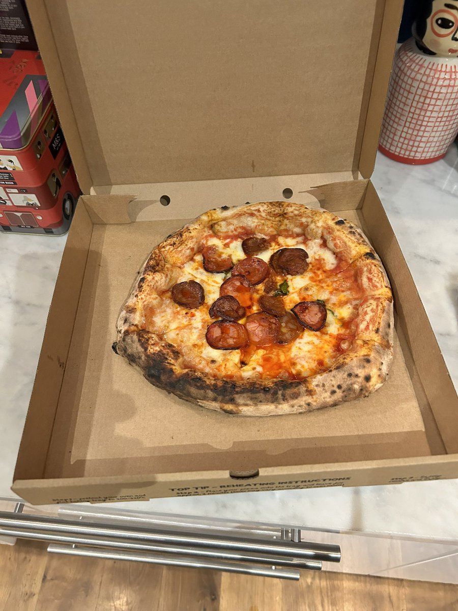 4slipsandagully's tweet photo. @FrancoMancaPizz pizzas are getting a bit small!! https://t.co/PVuOMBoXVP