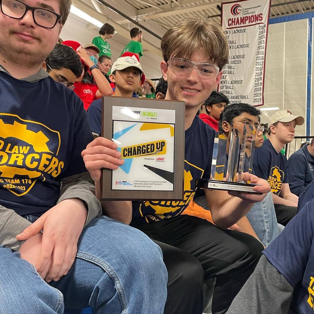 Excellence in Engineering Award for our design process and elegant design!  This was a goal at the beginning of the season and we are thrilled to be recognized for our work in this area! Shout out to @operation_peacce_robtics and their mentors at AGR for… instagr.am/p/Cp8hMSpuMhX/