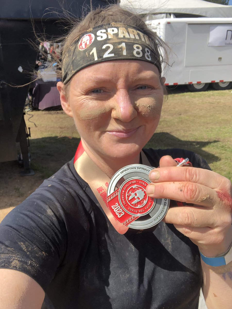 Hoosiergrl211's tweet photo. Atlanta was no joke.  Getting back up to do it all again tomorrow! #thisis40 #getdirty #dotoughshit @SpartanRace https://t.co/uoSg09QCRw