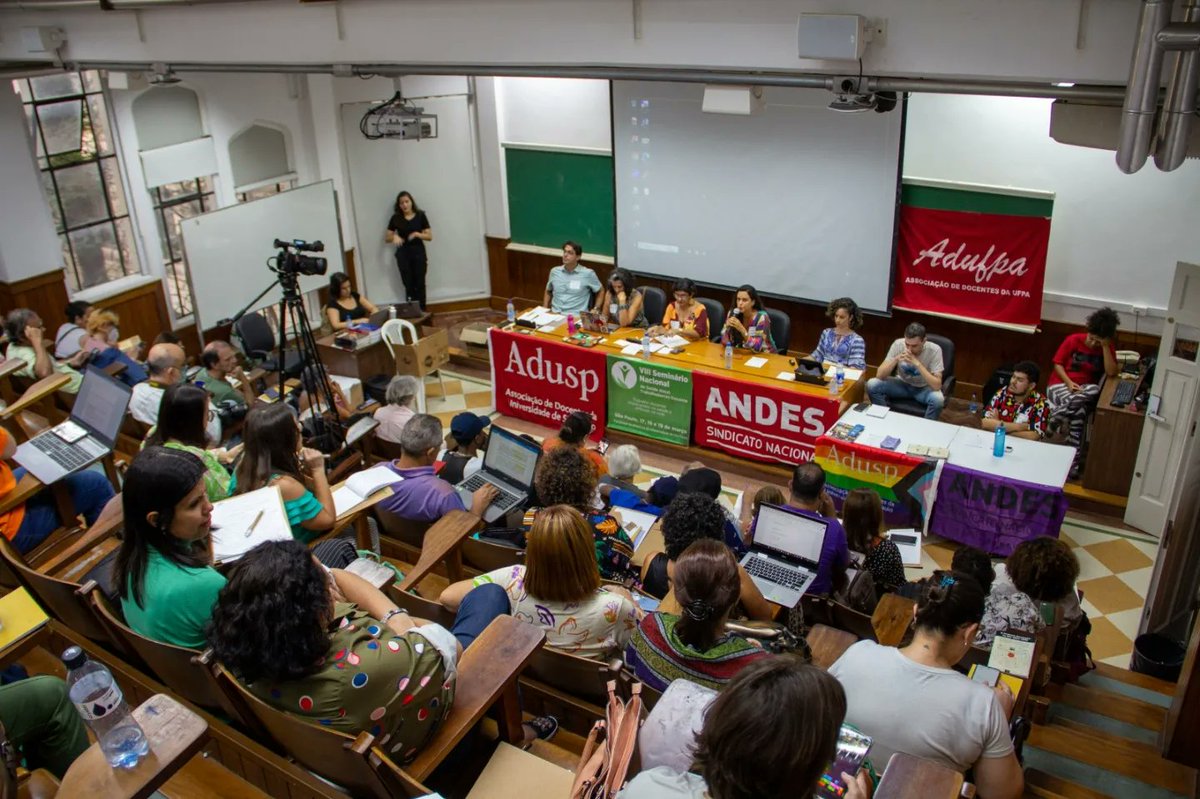 andessindicato's tweet photo. As seções sindicais participaram de painel para divulgação dos resultados das pesquisas realizadas durante a pandemia sobre a saúde docente.
O evento segue até o domingo (19), quando será realizada reunião do GTSSA.
#saudedotrabalhador #saúde #pandemia #ensinoremoto https://t.co/ZEBxFuoT86