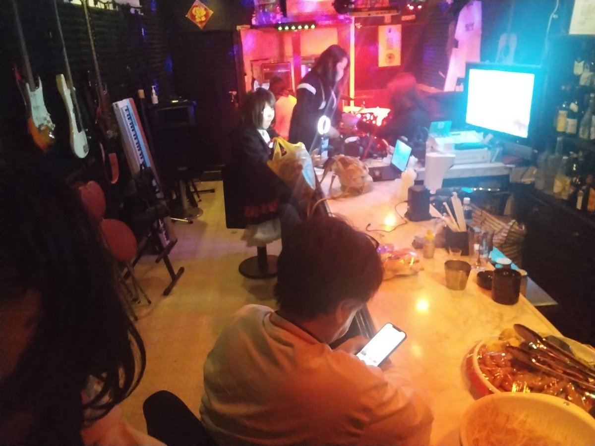 sango_03_05_'s tweet photo. 昨夜はStudio404さんのイベントにお邪魔してきました
またお誕生日祝っていただきありがとうございました(o_ _)o
これからも皆さんよろしくお願いします(o_ _)o
#Studio404
#女装イベント https://t.co/notQCXh81e