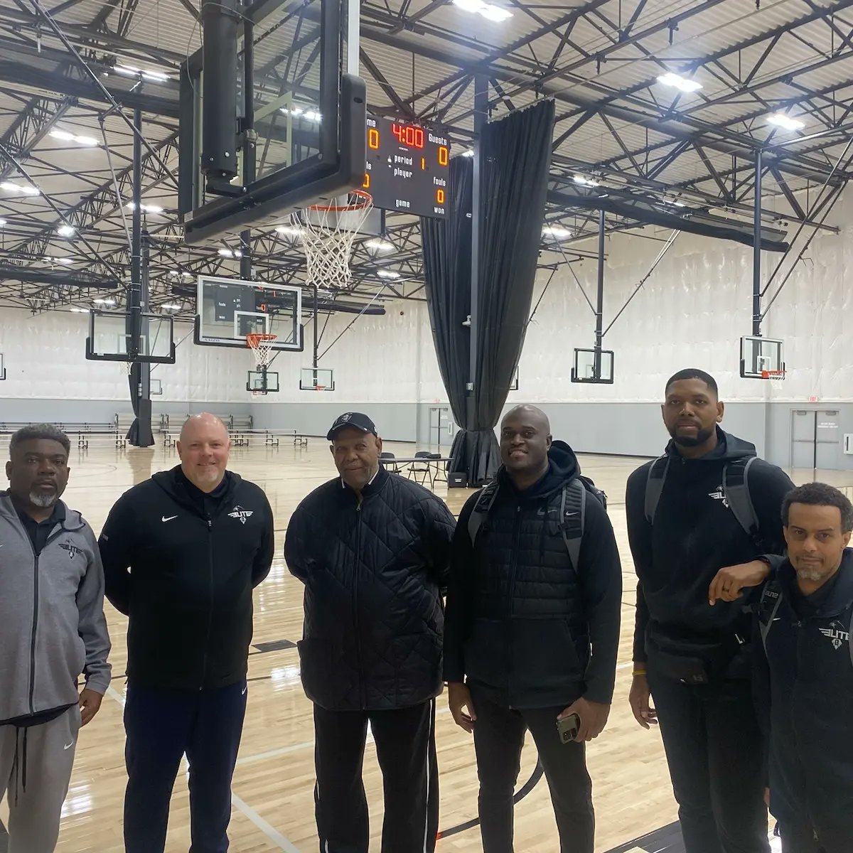 Coach_Betts's tweet photo. Summer 2023 Lady BBE Tryouts was a Tremendous Success!!! It's Go Time and we bringing All the Smoke!
#CoachLife👑🏀 #LadyBBE15U #BBEtheBRAND https://t.co/KtMRkf3npA