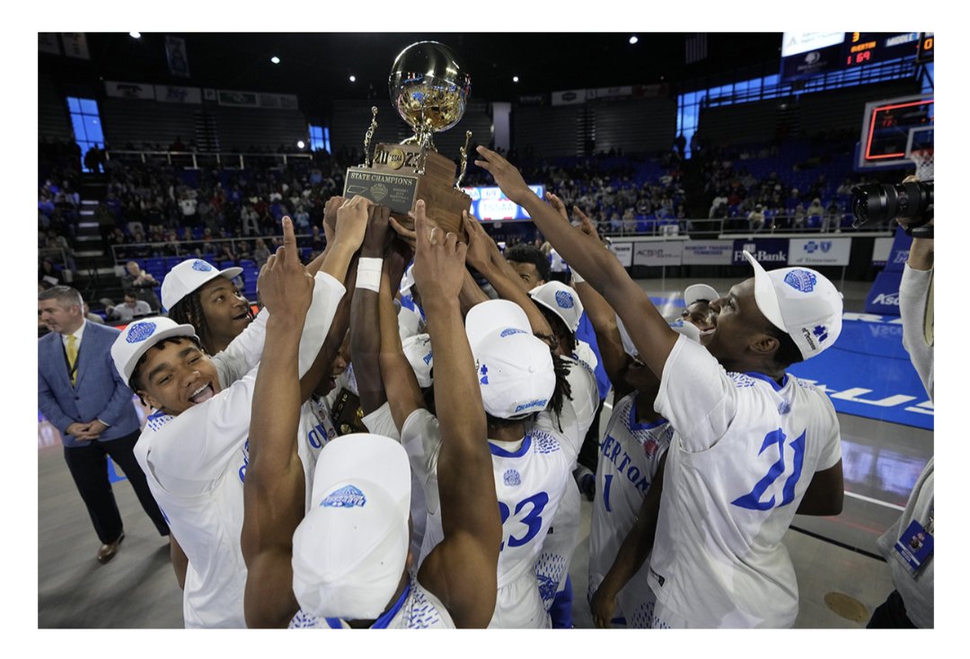 Congratulations <a href="/OvertonCAPA/">Overton High School</a>  
State Champs 🏆 
📷: <a href="/DailyMemphian/">The Daily Memphian</a> 
@SuptCFOToni <a href="/rodrichmond1/">Roderick Richmond♎</a> <a href="/MSCSK12/">Memphis-Shelby Co. Schools</a>