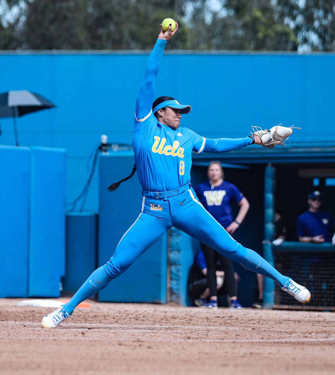 UCLASoftball's tweet photo. Megan Faraimo picks up her fifth strikeout of the game! That’s five scoreless innings now 🙌
MID 5 | UCLA 4, Washington 0 https://t.co/jNIROQGkE1