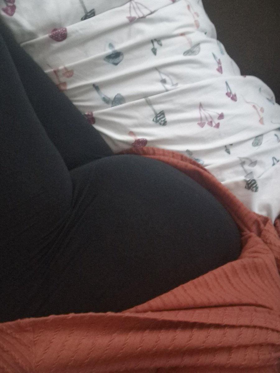 DaydreamAstro's tweet photo. Bump diaries...can't wait to meet you, baby boy 🥰
#23weeks #17togo https://t.co/zAMl2d4z0a