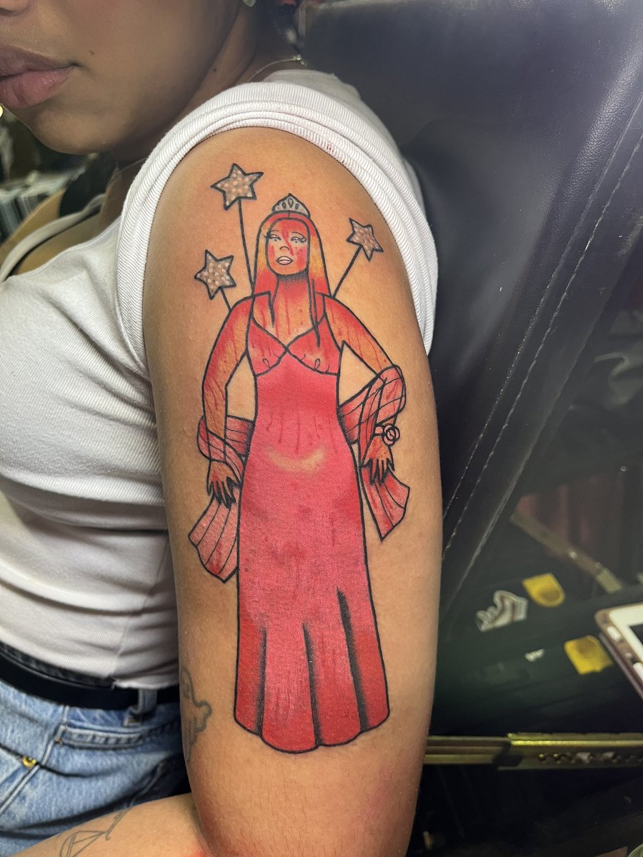 Got to do this Carrie for Mila today at the Chicago convention ❤️‍🔥 #pinuptattoo #horrortattoo