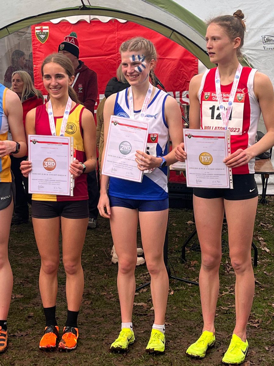 HighgateSpEx's tweet photo. We’re beaming with pride today as Lauren takes🥉 at the ESAA Cross Country Championships. Long known to us as ‘Little Lozza’ she has been an absolute #HighgateHero and continues to rise to the challenge on the national stage. These podium finishes are incredible this week 🤩 https://t.co/7AOtHvxY4d